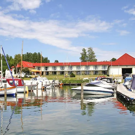 Apartmán Am Heidensee In Schwerin, Cleaning Included *